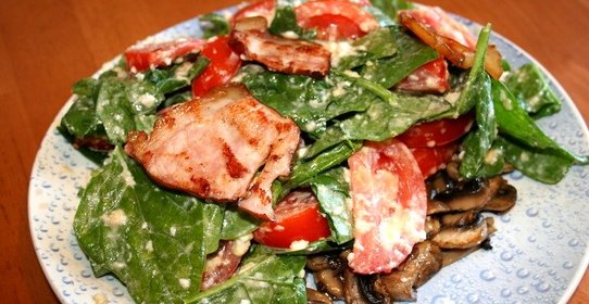 Салат со шпинатом