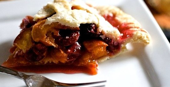 Персиковый пирог на скорую руку