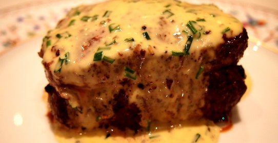 Бифштекс с сыром
