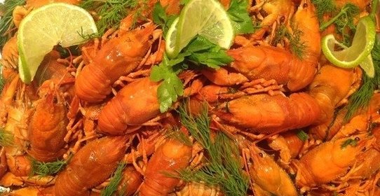 Салат с ветчиной и огурцами