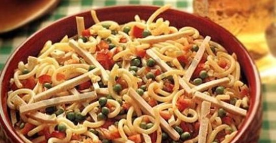 Датский салат с вермишелью