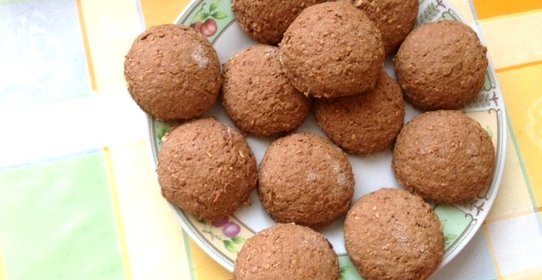 Овсяные талеры с миндалем и изюмом