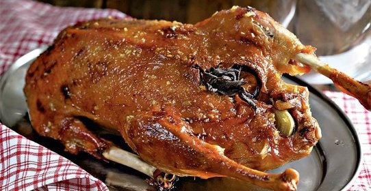 Гусь с мармеладной глазури