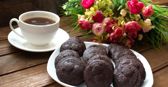 Мягкое шоколадное печенье с какао