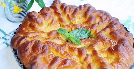 Пирог с яблоками, щавелем с мятной ноткой