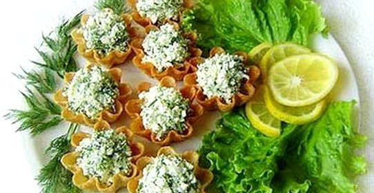 Салат из творога с чесноком
