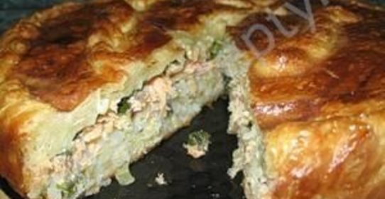 Пирог с сайрой и картошкой