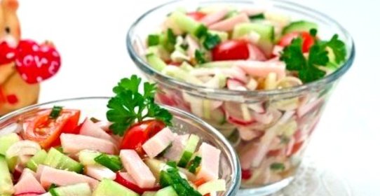 Салат с ветчиной и овощами