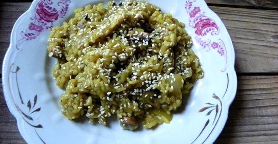 Ризотто с грибами и кунжутом