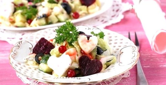 Салат из пекинской капусты, феты и огурца