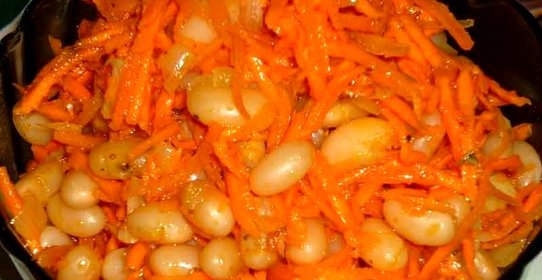 Салат с фасолью и морковью