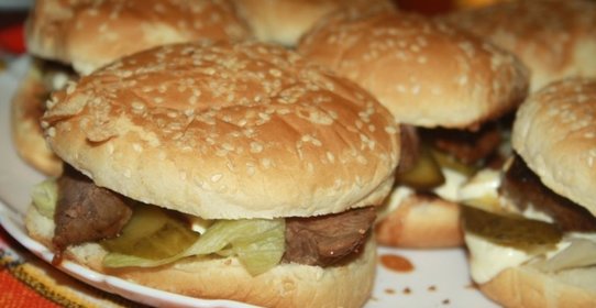 Стек-бургеры с мраморной говядиной