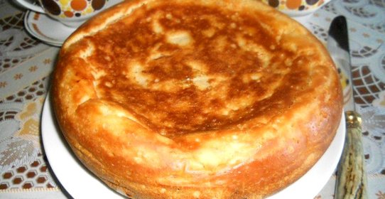 Пирог обычный с изюмом