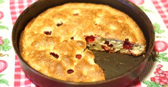 Малиновая шарлотка