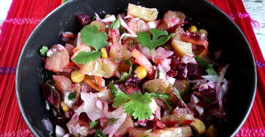 Винегрет с яйцами и кукурузой