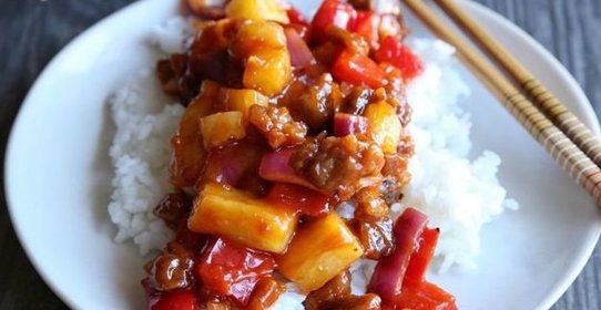 Пикантная свинина под сладким соусом