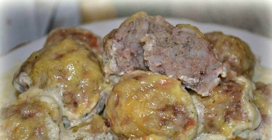 Ежики мясные под сыром