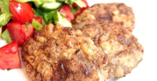 Мясные котлеты с кабачками