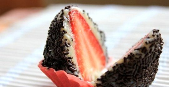 Конфеты из натуральной клубники