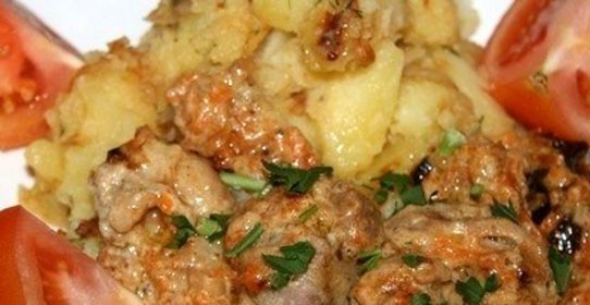 Мясо со сметаной в мультиварке