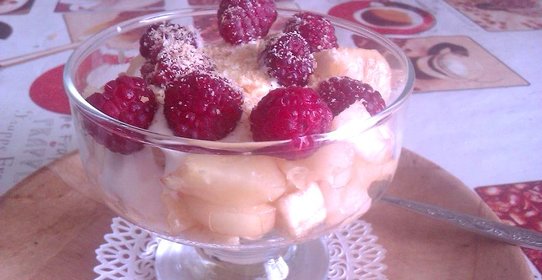 Фруктово-ягодный салат