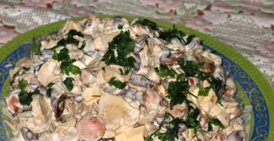 Салат из сосисок