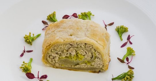 Штрудель с бараниной