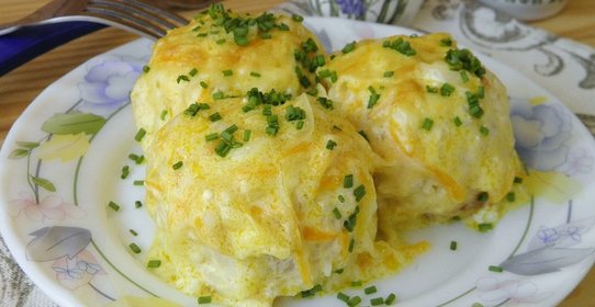 Тефтели под сметанным соусом