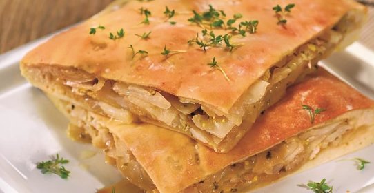 Пирог с капустой и яйцом