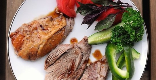 Голень индейки в рукаве для запекания