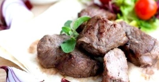 Шашлык из баранины с киви