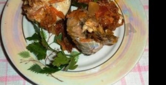 Скумбрия с овощами