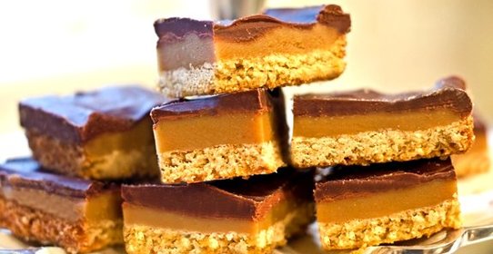 Молочный шоколад с карамелью