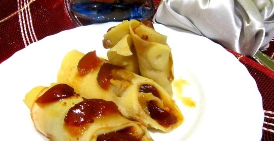 Блины с персиками