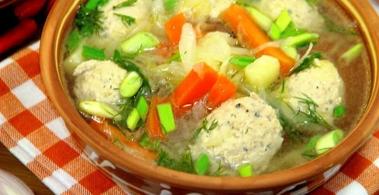 Куриный суп с молодой капустой « Летние грезы в зимний день»