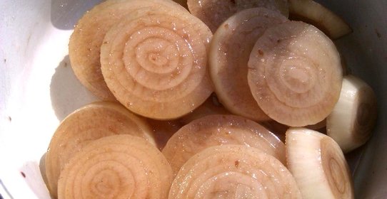 Маринованный лук для шашлыка