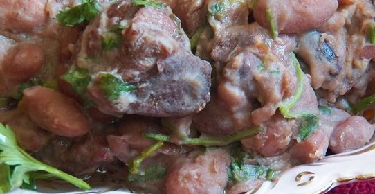 тушенная баранина с фасолью