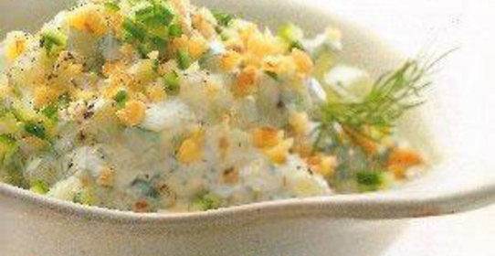 болгарский огуречный салат с грецкими орехами