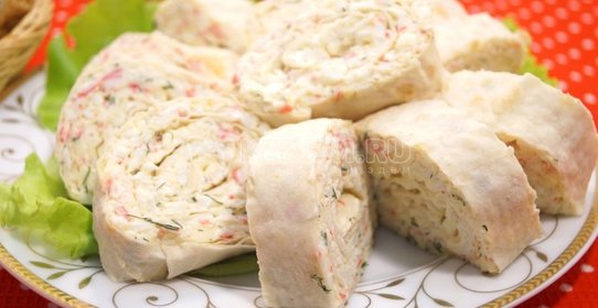 Рулет из лаваша с крабовыми палочками