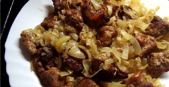 Шашлык в рукаве на луковой подушке