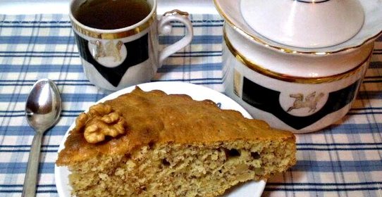 Пирог ореховый с корицей