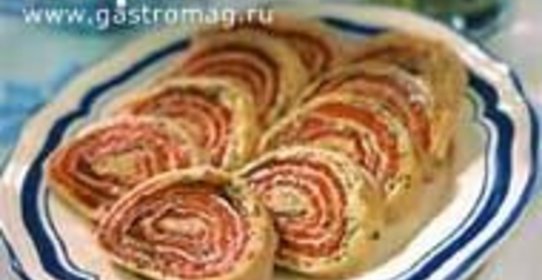 Рулетики из лаваша с кетой