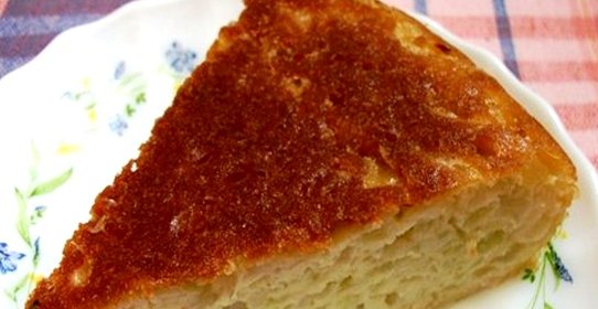 Капустный пирог на кефире в мультиварке