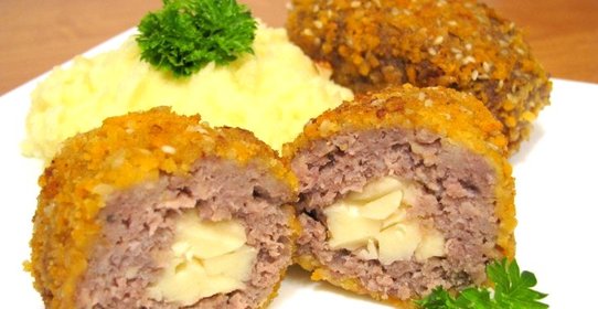 Котлеты с сырной начинкой