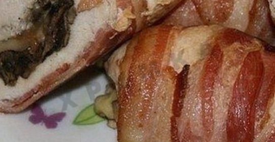 Куриные рулетики с грибами и сыром