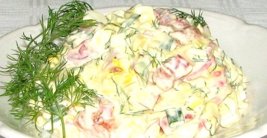 Салат крабовый с сыром