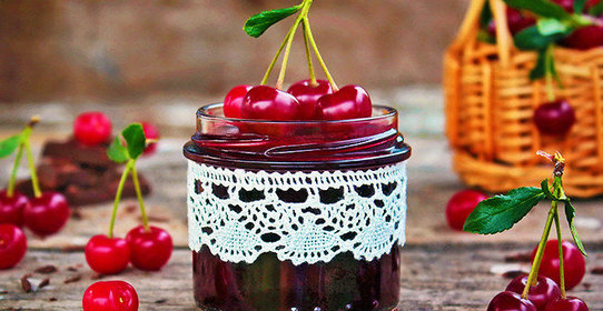 Вишневый джем с горьким шоколадом