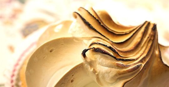 Меренги мокко с миндалем