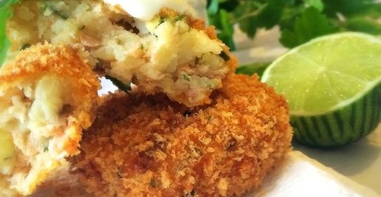 Картофельные котлеты с лососем