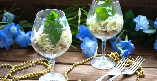 Салат в бокале